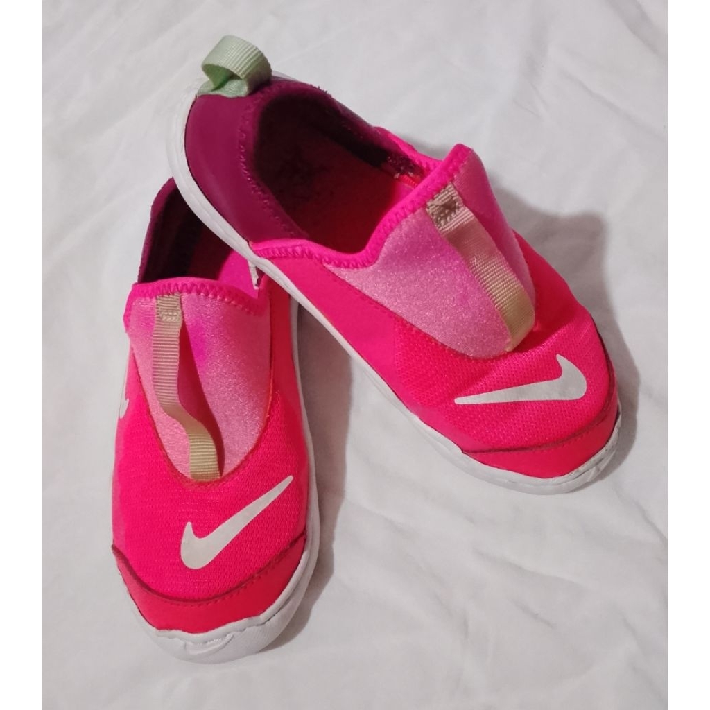 Sepatu Nike Lil Swoosh kids second bekas original