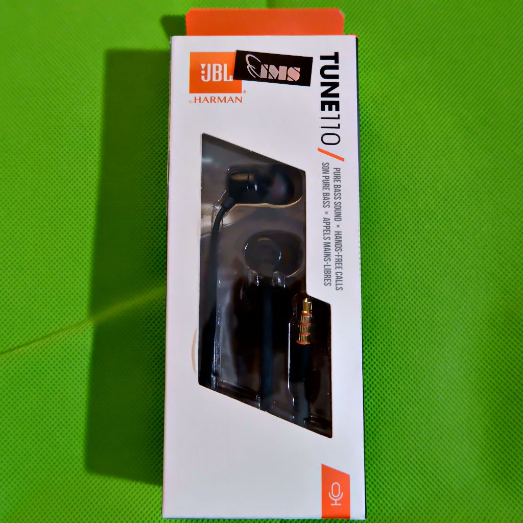 JBL Tune 110 In Earphones With Mic - Black