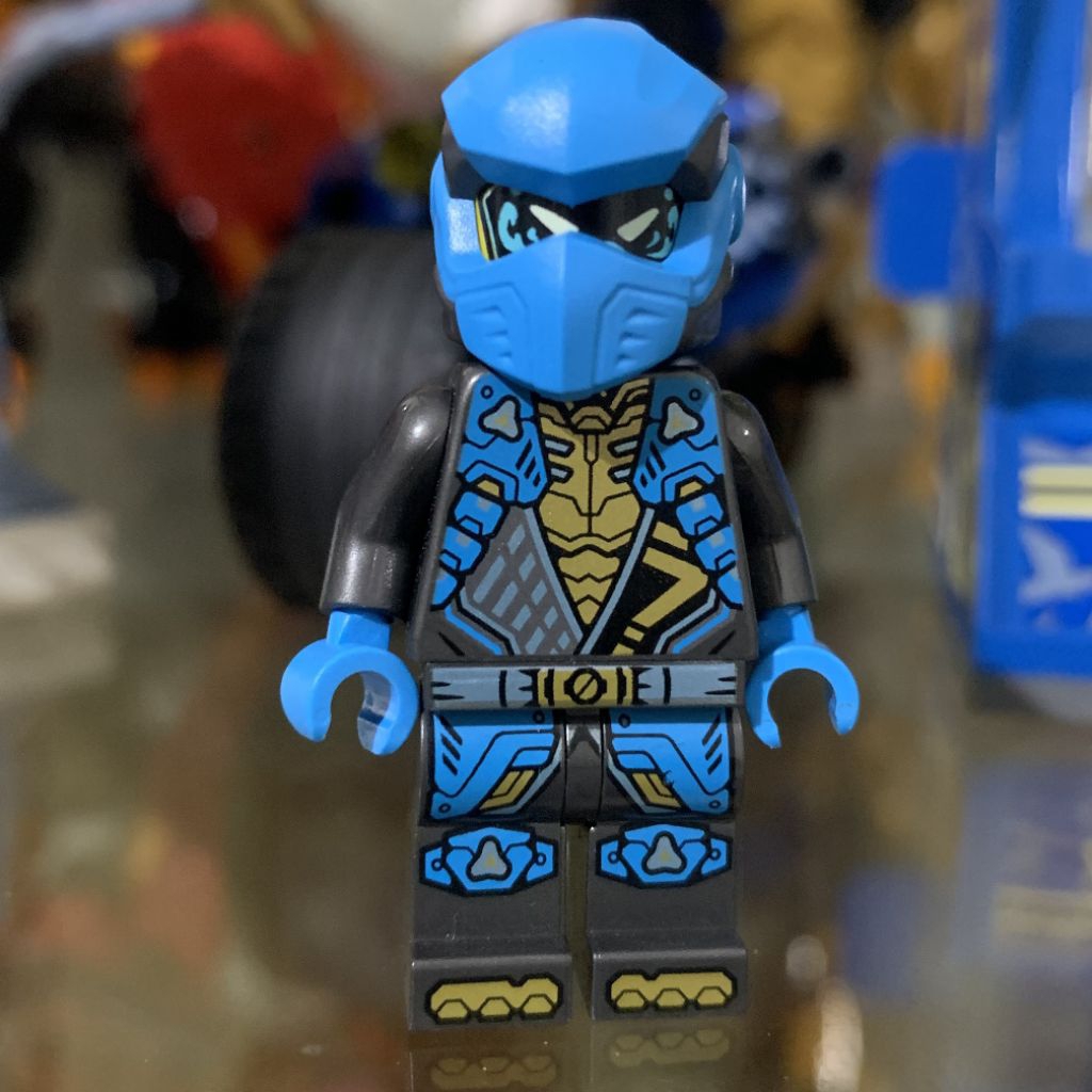 lego Ninjago minifigure NYA dragon rising s3 (Strom Suit)