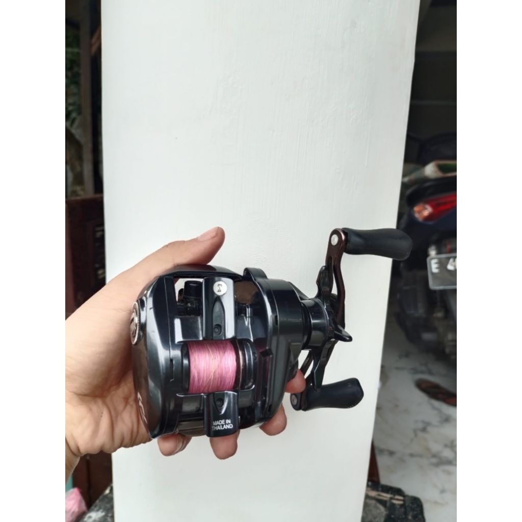 Reel daiwa tatula sv tw 103hsl 2020