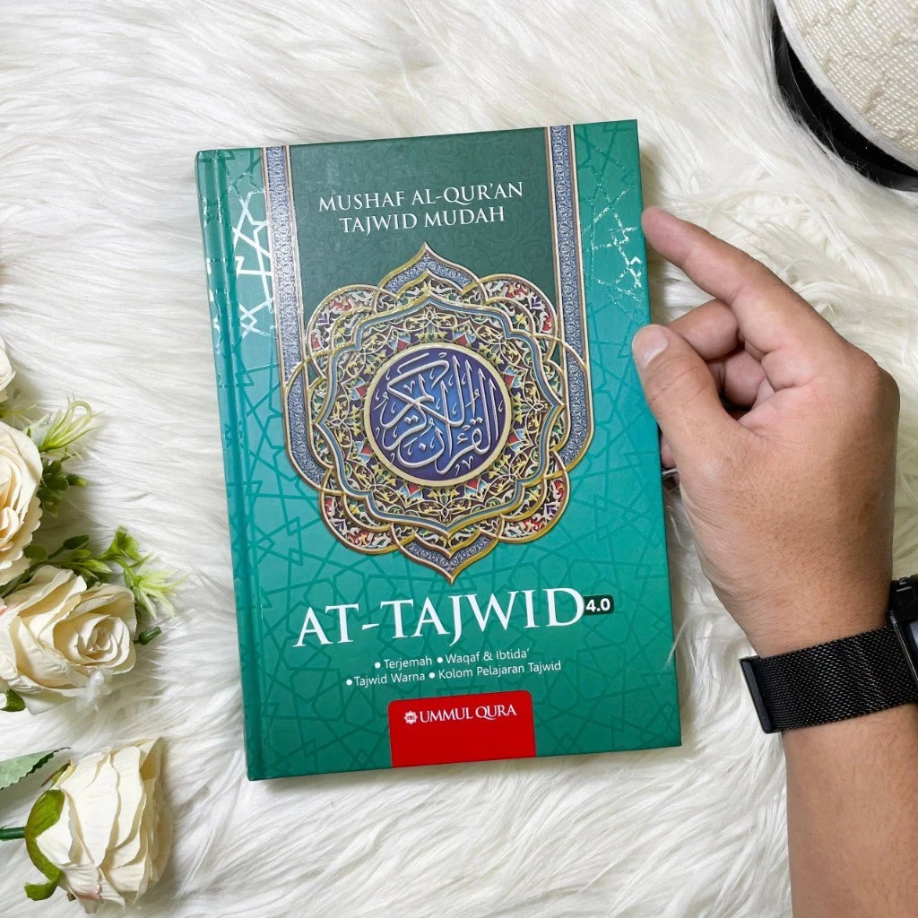 Al-Qur"an At-Tajwid A4 Hijau Tosca - Tajwid Mudah, Waqaf & Ibtida, Terjemah Mudah