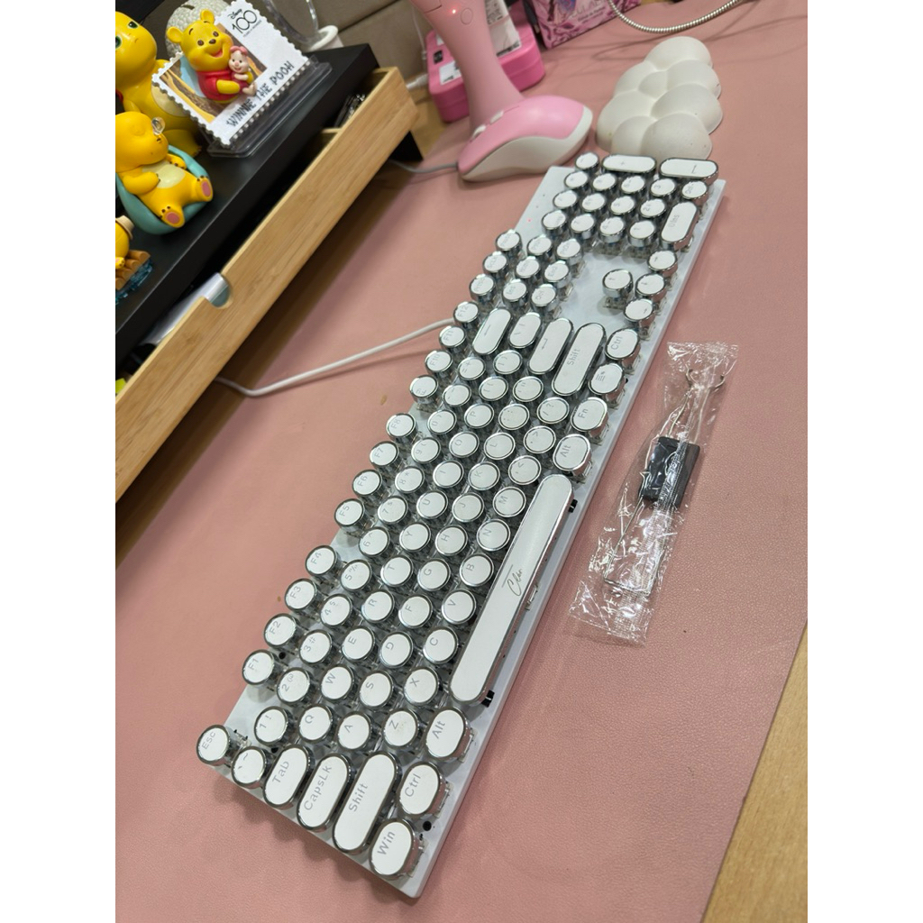 Preloved Typewriter Keyboard Mechanical Elegan Hot Swappable / Retro Typewriter Style Mechanical Key