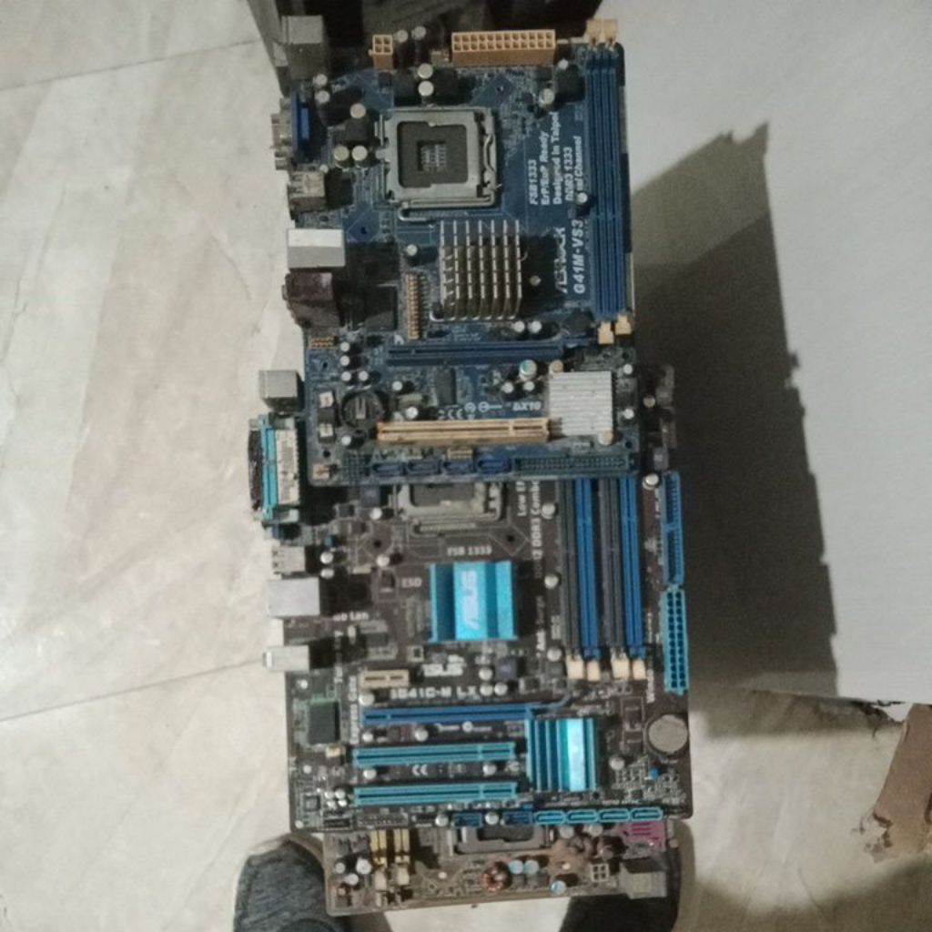 motherboard PC generasi 8 rusak