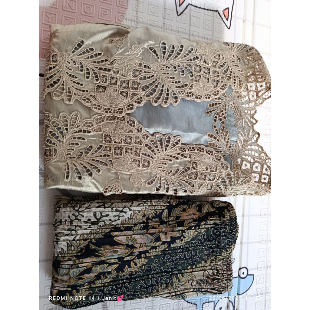 Set Kebaya Encim Modern
