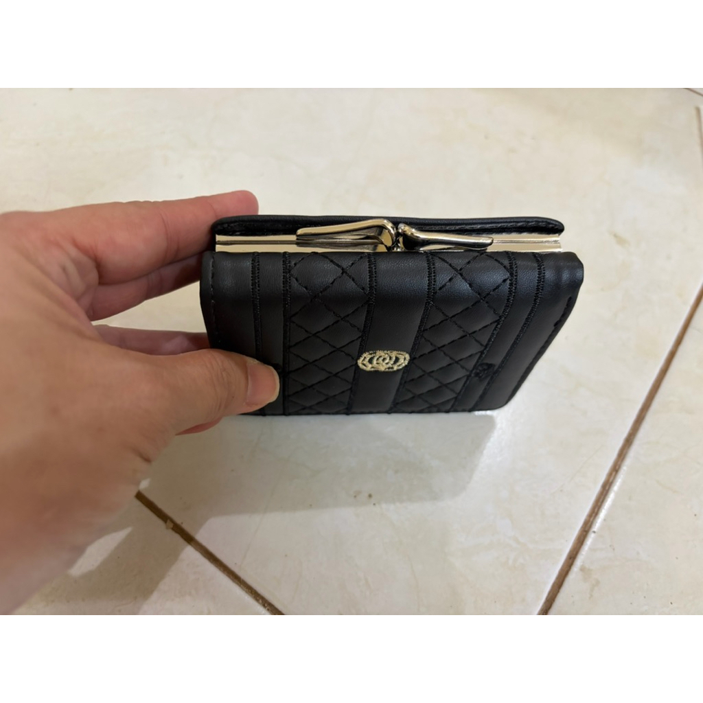 dompet lipat behel
