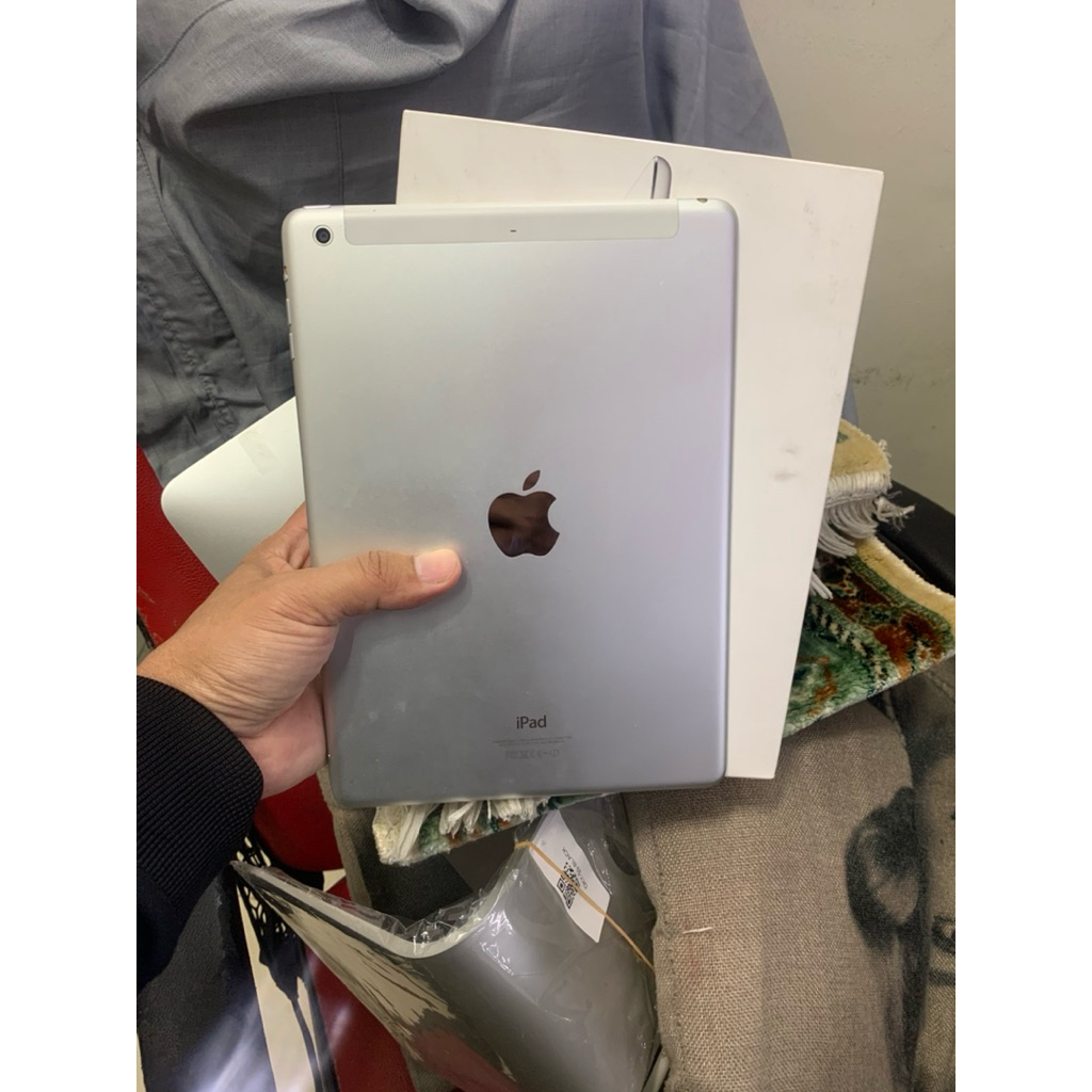 ipad Air 1 16GB wifi saja legkap /nonal