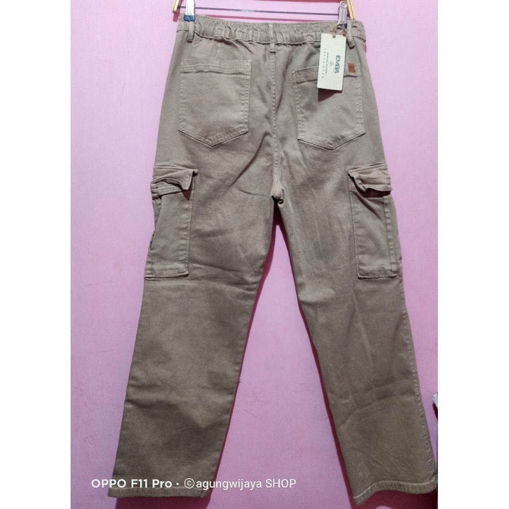 Celana panjang model Cargo produk EMBA original size 34 bahan melar pinggang karetan nyaman dipakai 