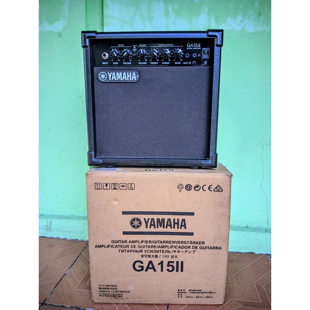 Yamaha GA15II Ampli Gitar (SECOND)