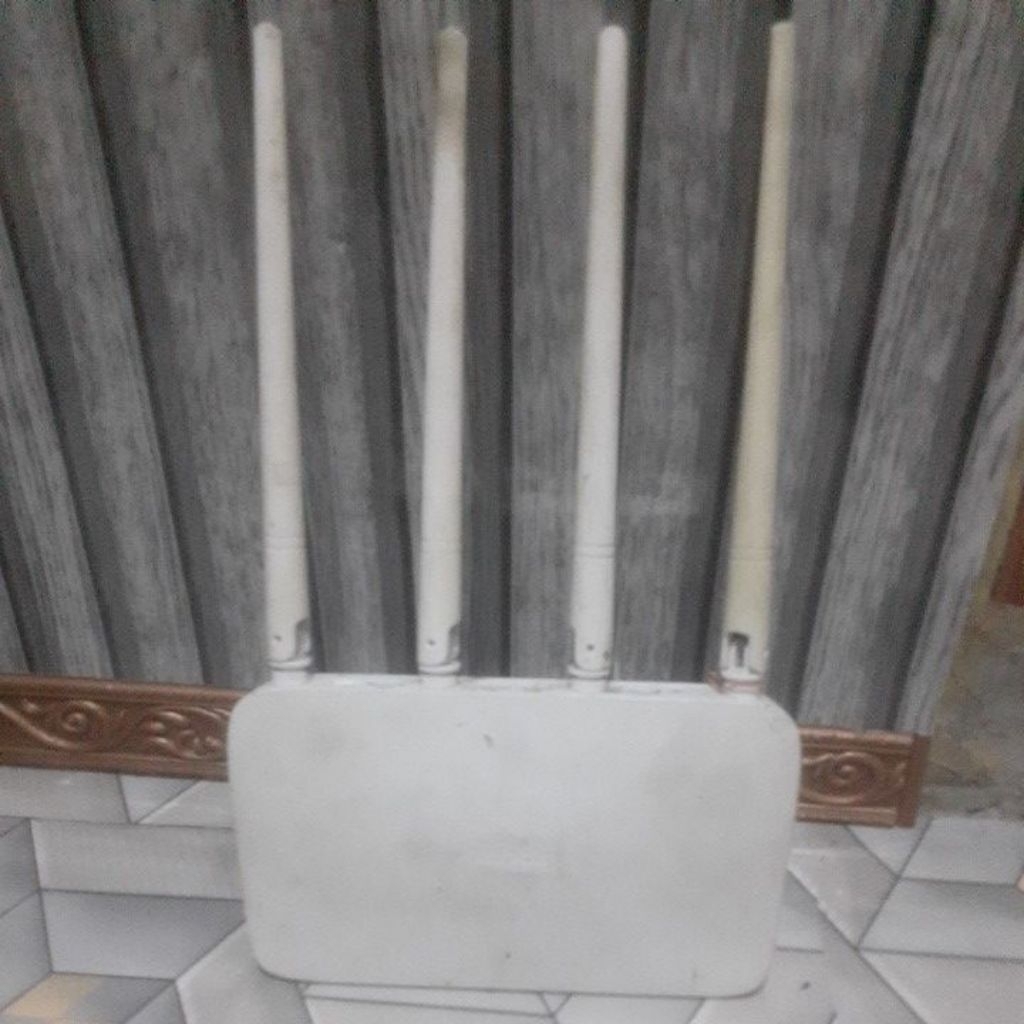 ROUTER TENDA F6 BEKAS NORMAL