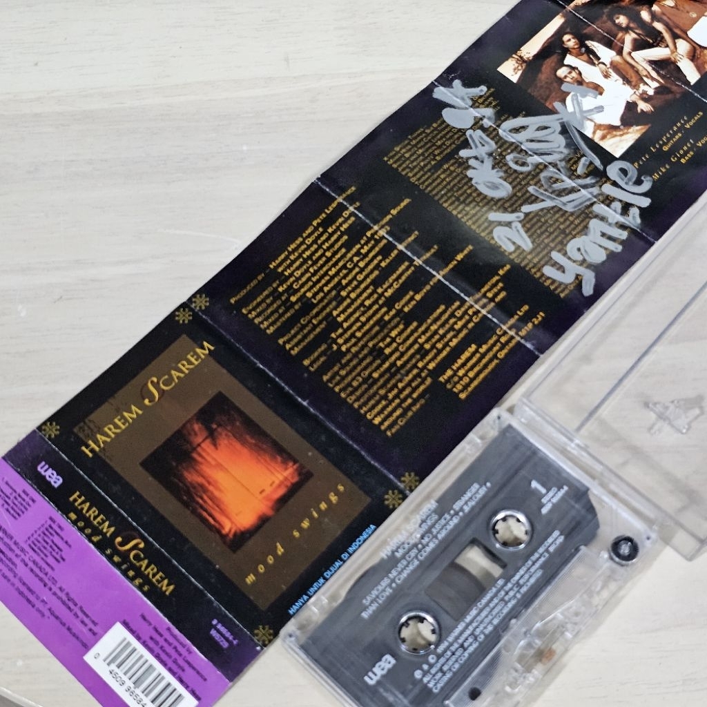 Kaset pita Harem Scarem Mood Swings