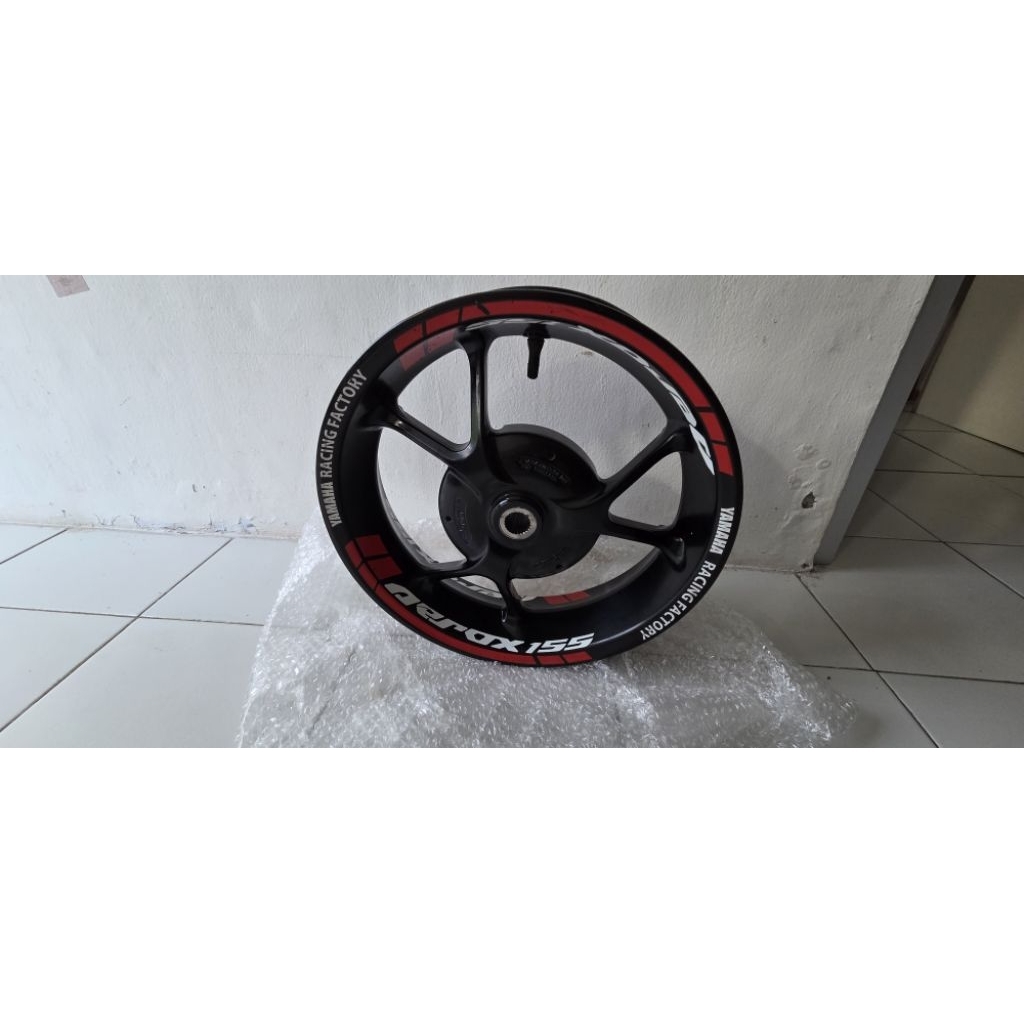 pelek / velg belakang motor yamaha aerox old bekasan / copotan mulus ring 14