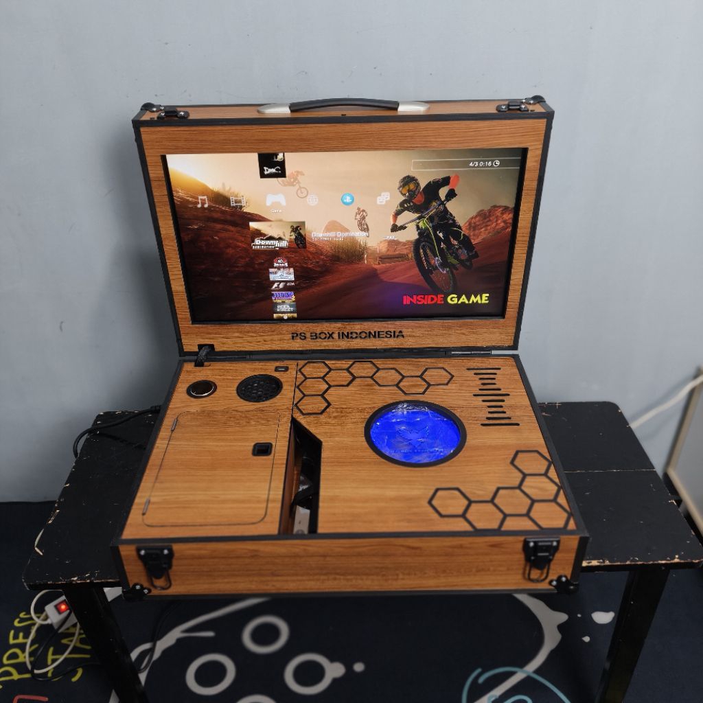 PS Box PlayBox PlayStation PS3/PS4/PS5 layar 32 Inch - Tipe Klasik