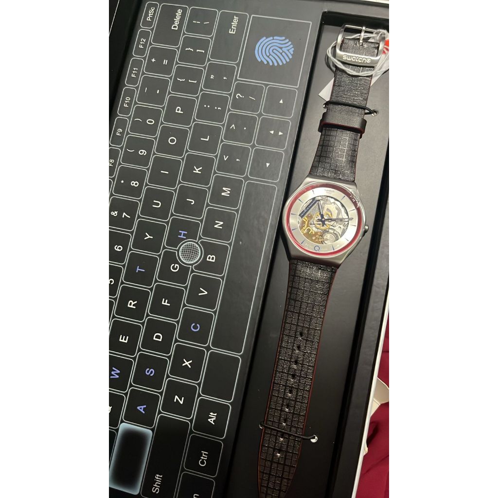 Jam Tangan Swatch S07Z102 James Bond Original