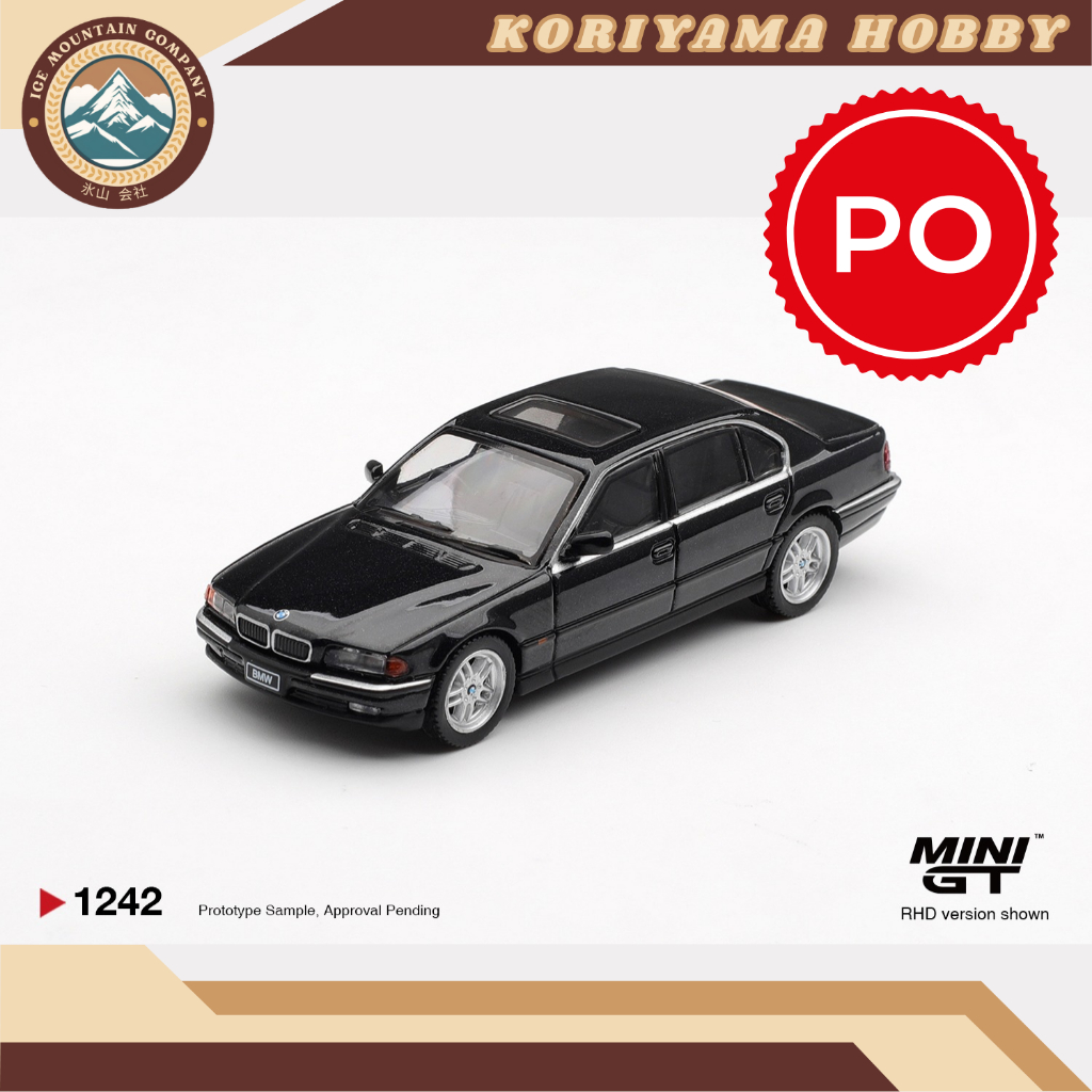 Mini GT 1242 BMW 750IL Black Sapphire MiniGT