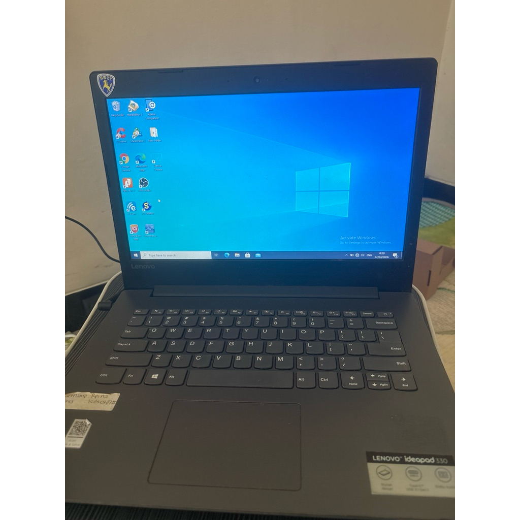 Laptop bekas lenovo ideapad 330