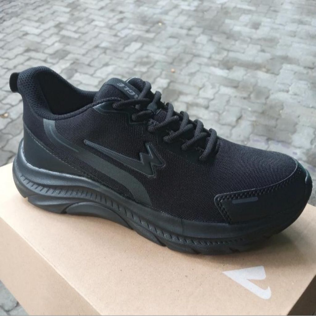SEPATU DEWASA EAGLE COSMO HITAM HITAM
