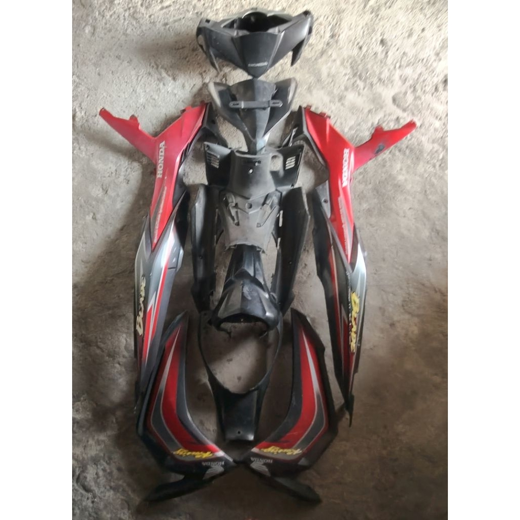 BODY BODY HONDA NEW BLADE TAHUN 2012 ASLI ORIGINAL