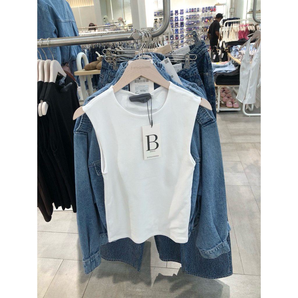 Jastip Stradivarius Kaos Woman