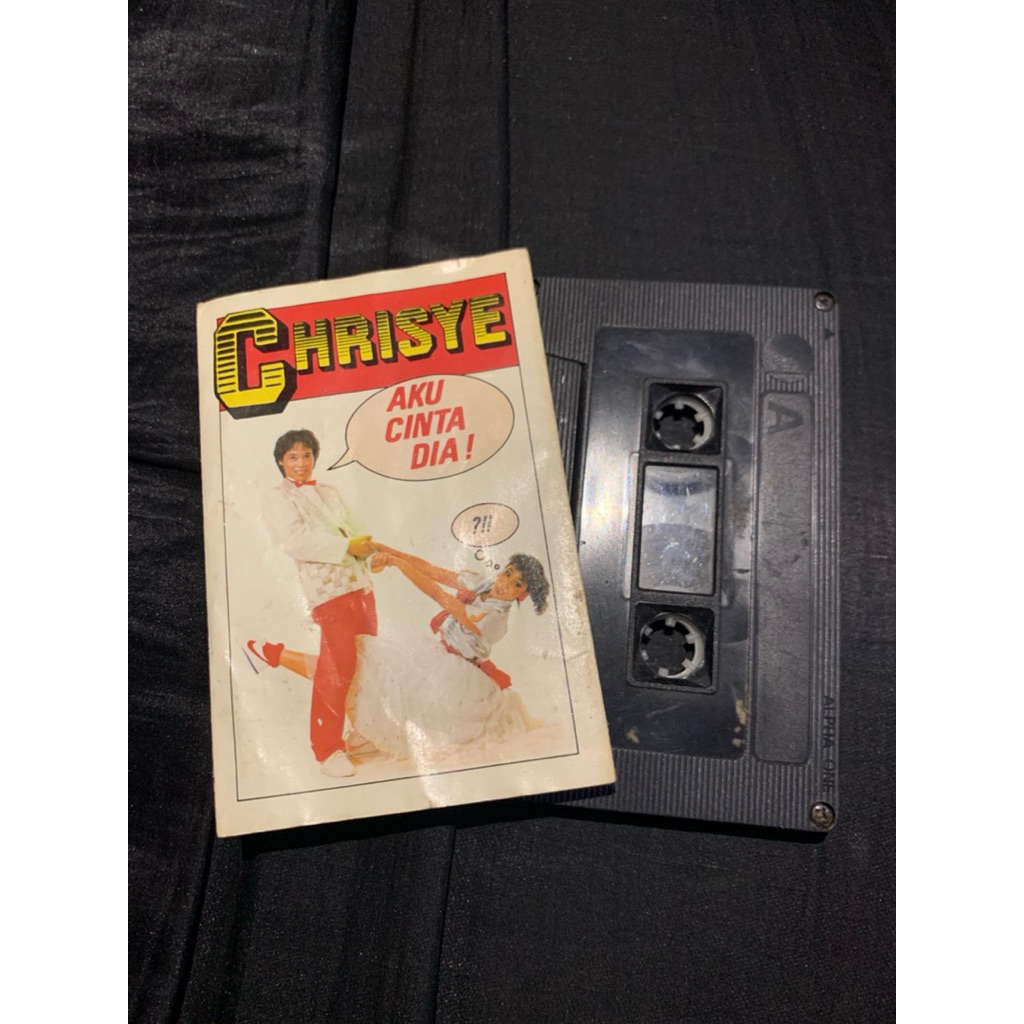 Kaset Pita Chrisye Aku Cinta Dia
