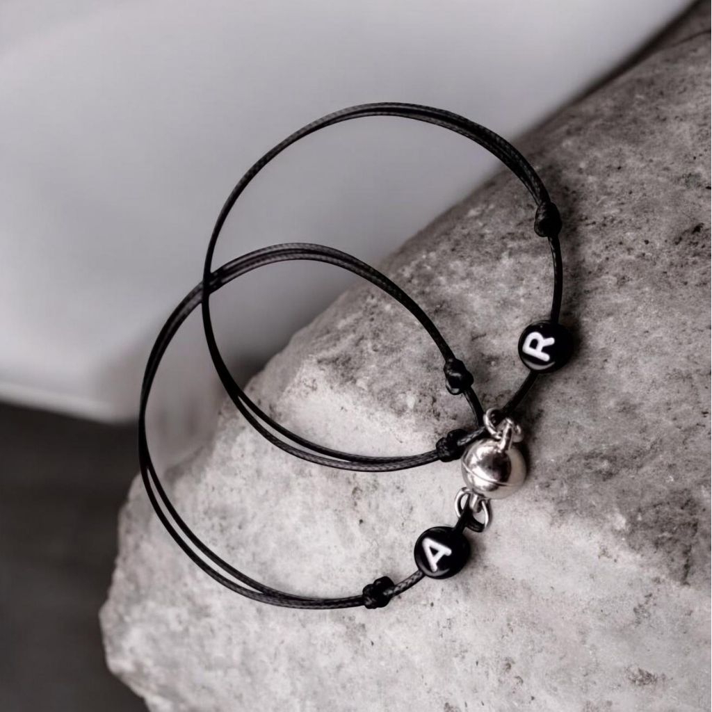 COD GELANG COUPLE INISIAL + MAGNET