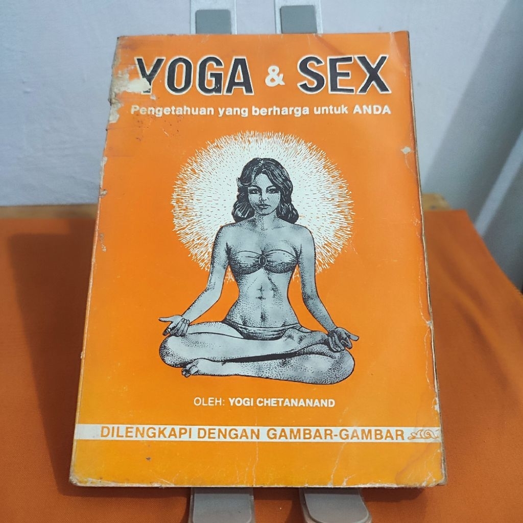 Buku YOGA & SEX Yogi Chetananand (preloved original)