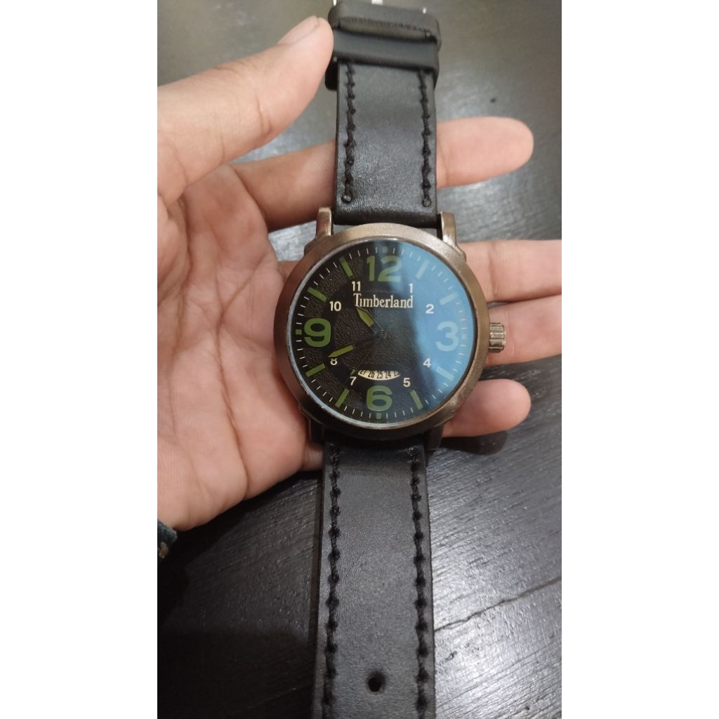 jam Timberland kulit