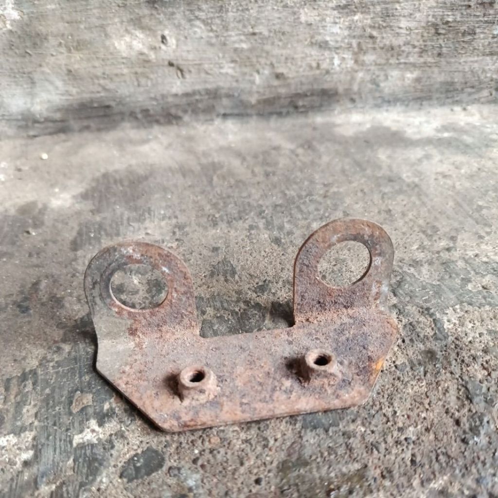 breket lampu stop fizr vega lama force1
