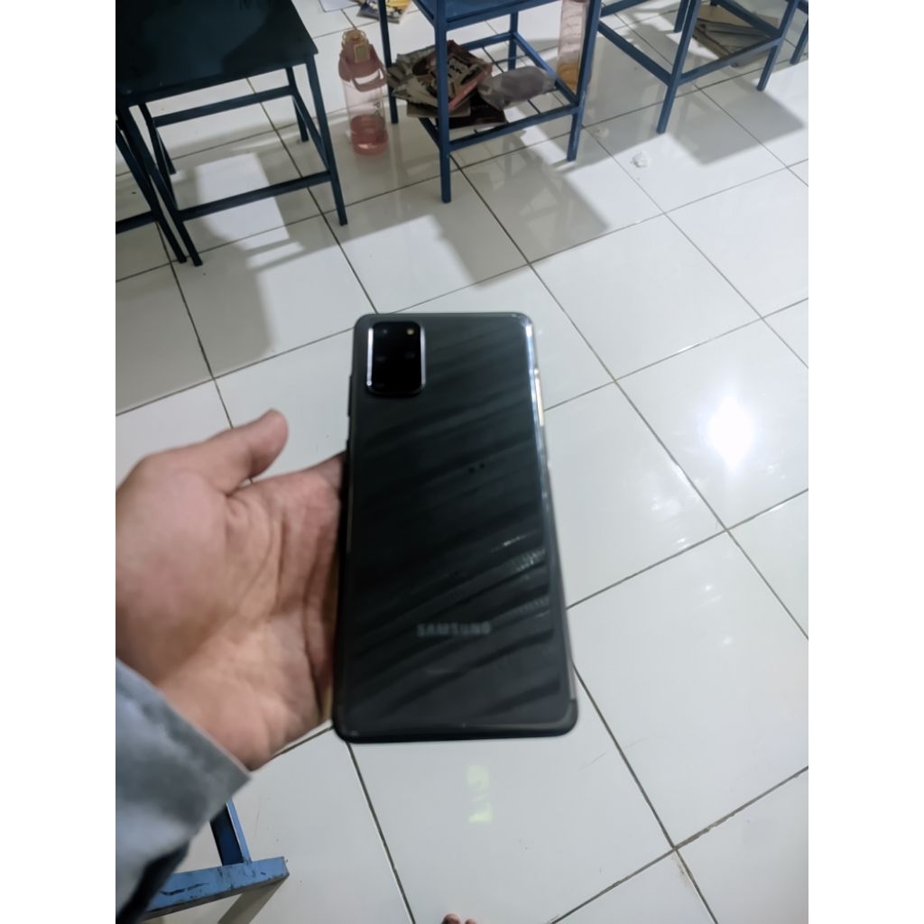 Samsung 20+ Minus Garis. Ram 8/128