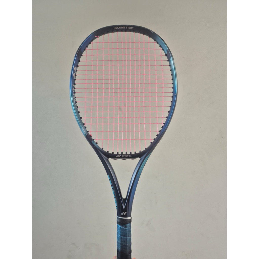 Yonex Ezone Skyblue 100L 100/285/G1