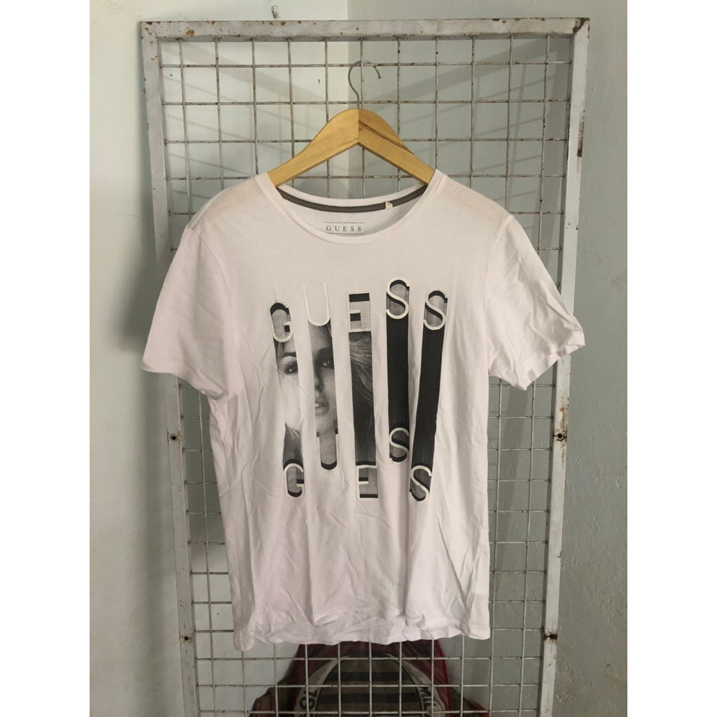 tshirt hanes / preloved