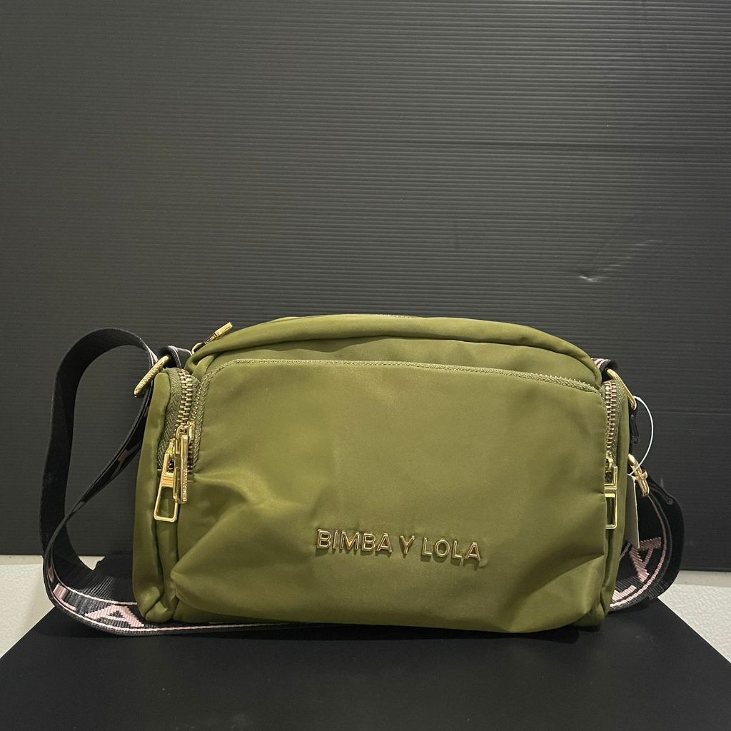 Tas Selempang Wanita Warna Hijau Army