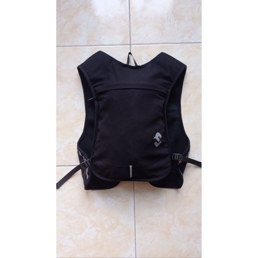 Hydropack Running vest Aonijie E9102 & Hydropack Savana Gain
