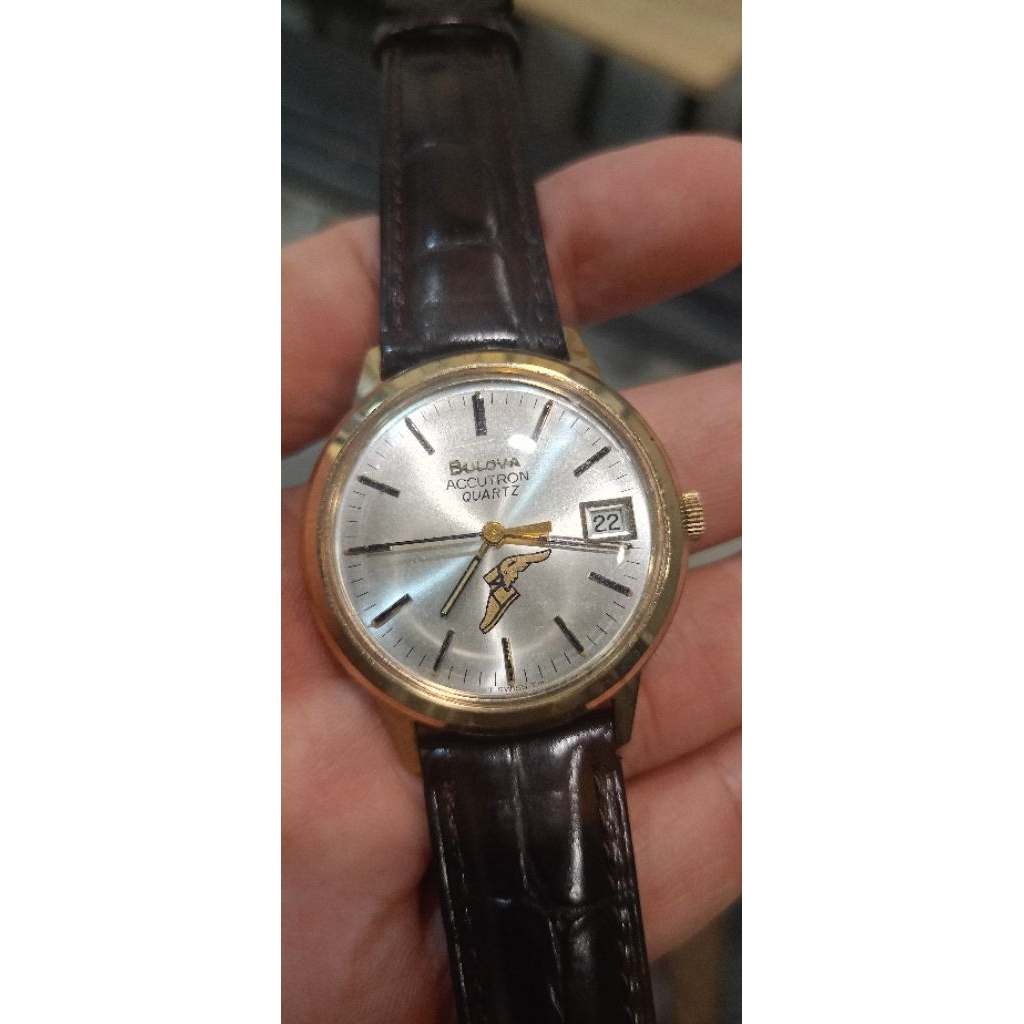 jam vintage bulova accutron 1970