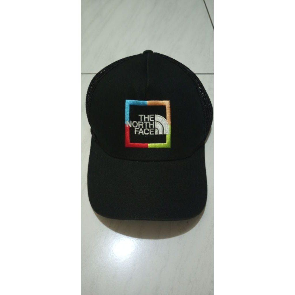Topi Outdoor The North Face