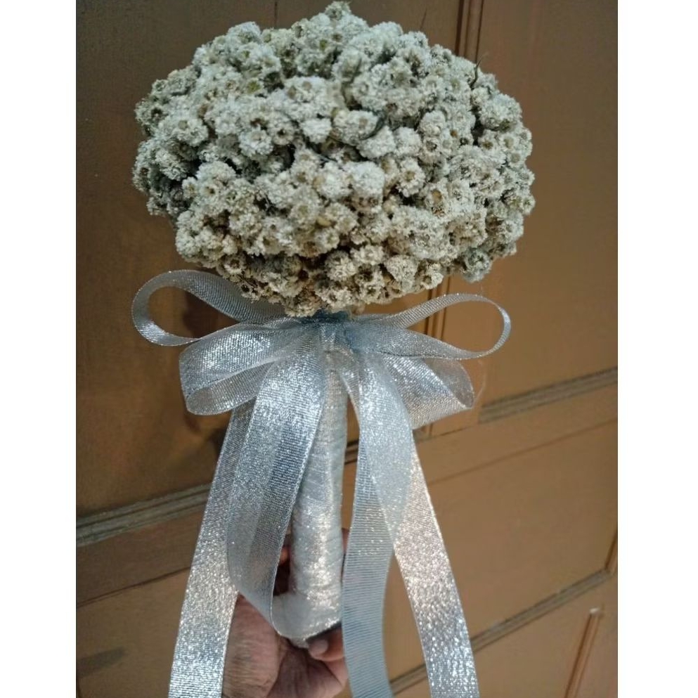 HAND BOUQUET / WEDDING BOUQUET BUNGA EDELWEIS