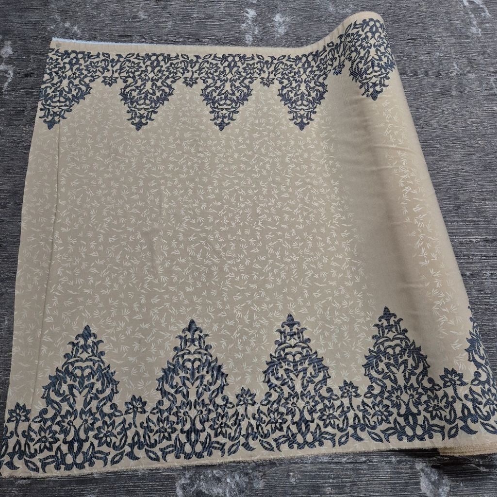 Kain Crepe Embos Motif Sultan - Kain Crepe Embos Motif - Harga Tertera 0,5 Meter