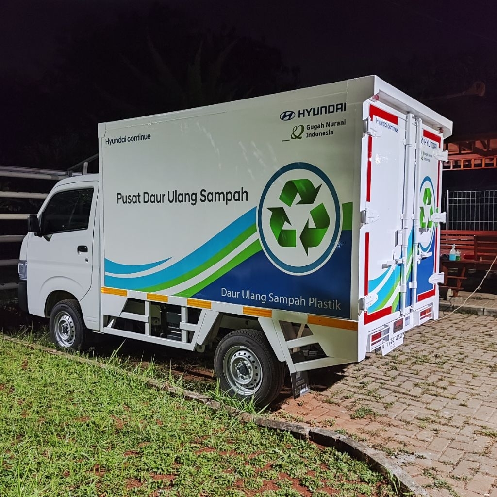 branding mobil | stiker mobil perusahaan | cetak stiker perusahaan | cetak stiker premium | stiker m