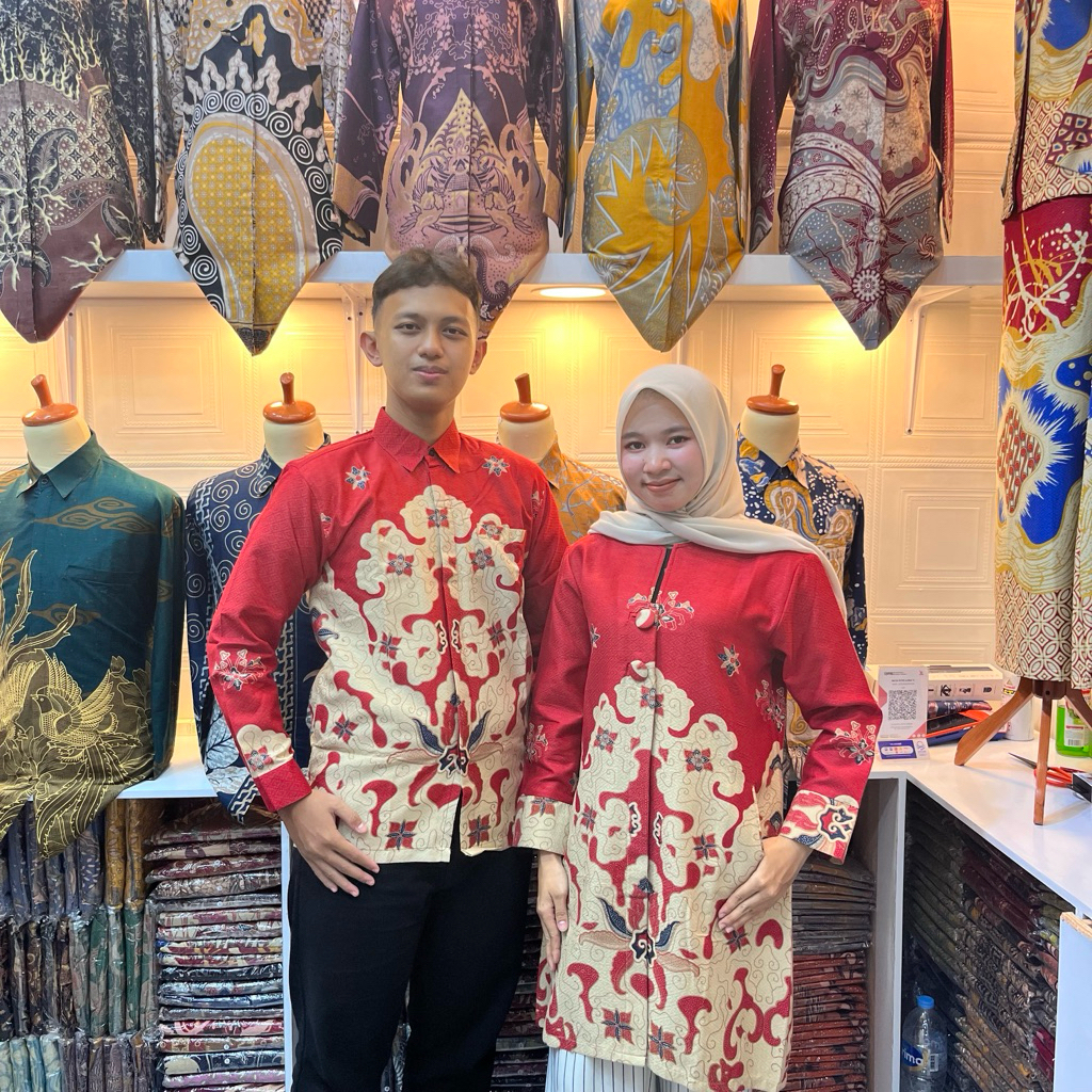 BATIK SARIMBIT DOBY PREMIUM TUNIK WANITA DAN KEMEJA PRIA SUDAH MENGGUNAKAN LAPISAN TRIKOT YANG PALIN