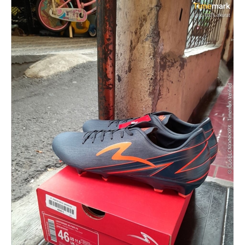 Sepatu bola specs lightspeed 20 FWD FG abyssal midnight dream fiery coral original size 46