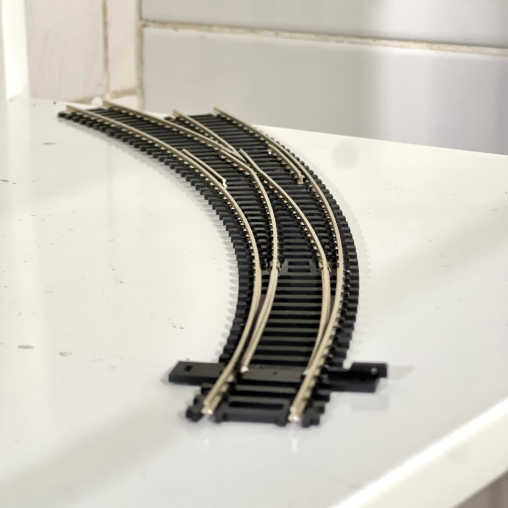 Miniatur Rel Kereta Api Cabang Lengkung Kiri Skala HO