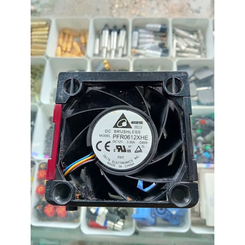Kipas high speed 6x6 cm brushless DC 12v 3.30