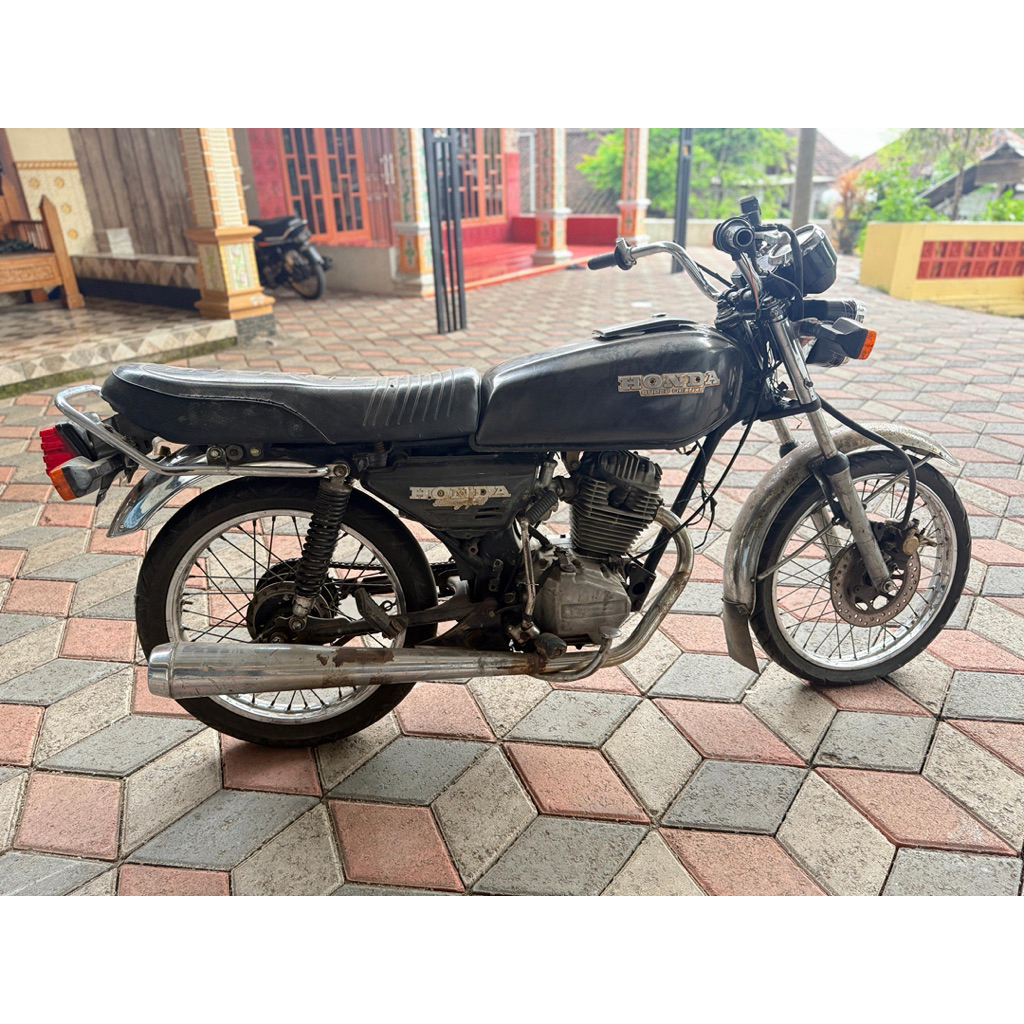 Gl100 motor sepeda motor gl100 original