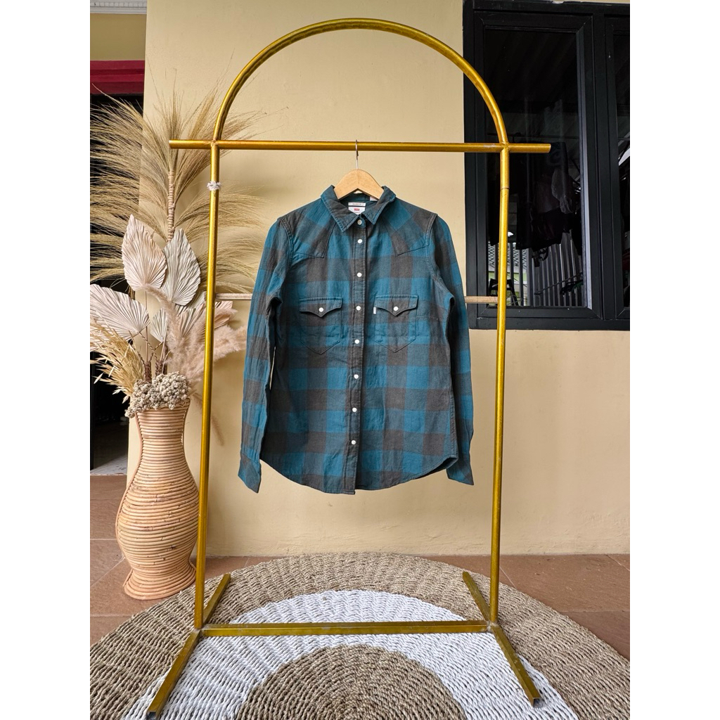 Kemeja flanel Levis kancing baru S original