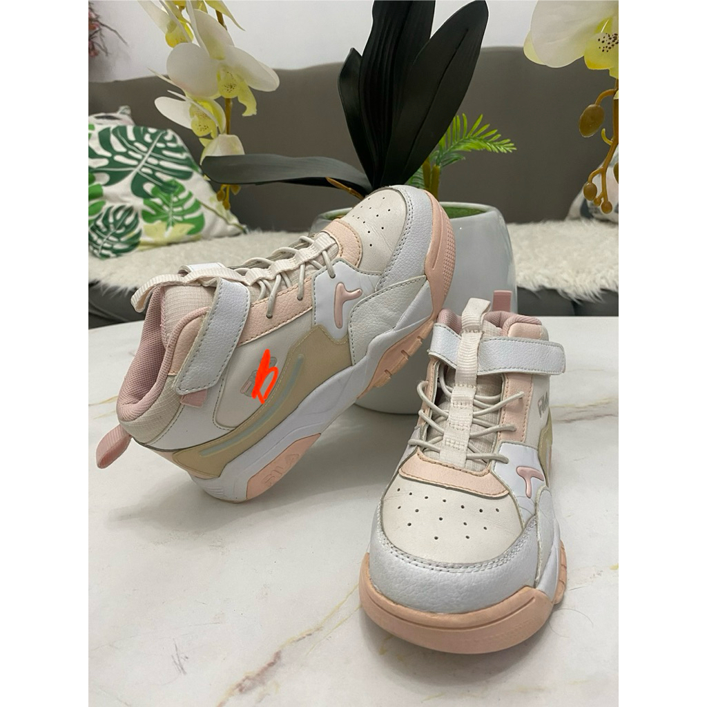 PL sepatu anak cewe high (size 32)