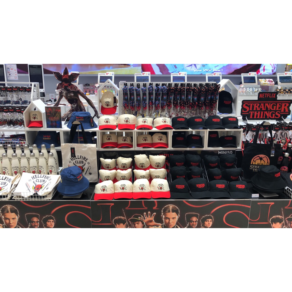 [READY STOCK] Miniso Stranger Things Topi Stranger Things, Bucket Hat Stranger Things, Totebag Stran