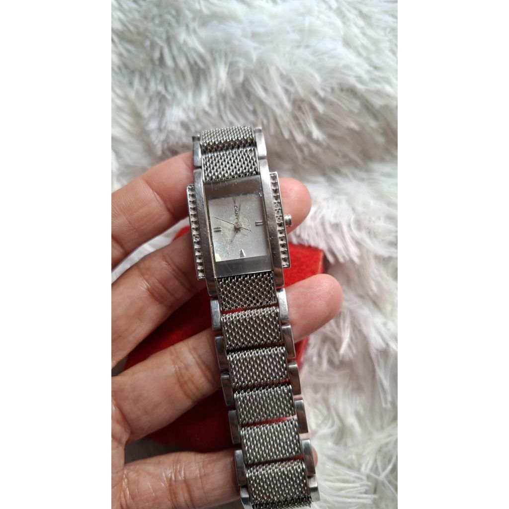 Jam Tangan Vintage  (Donna Karan New York).