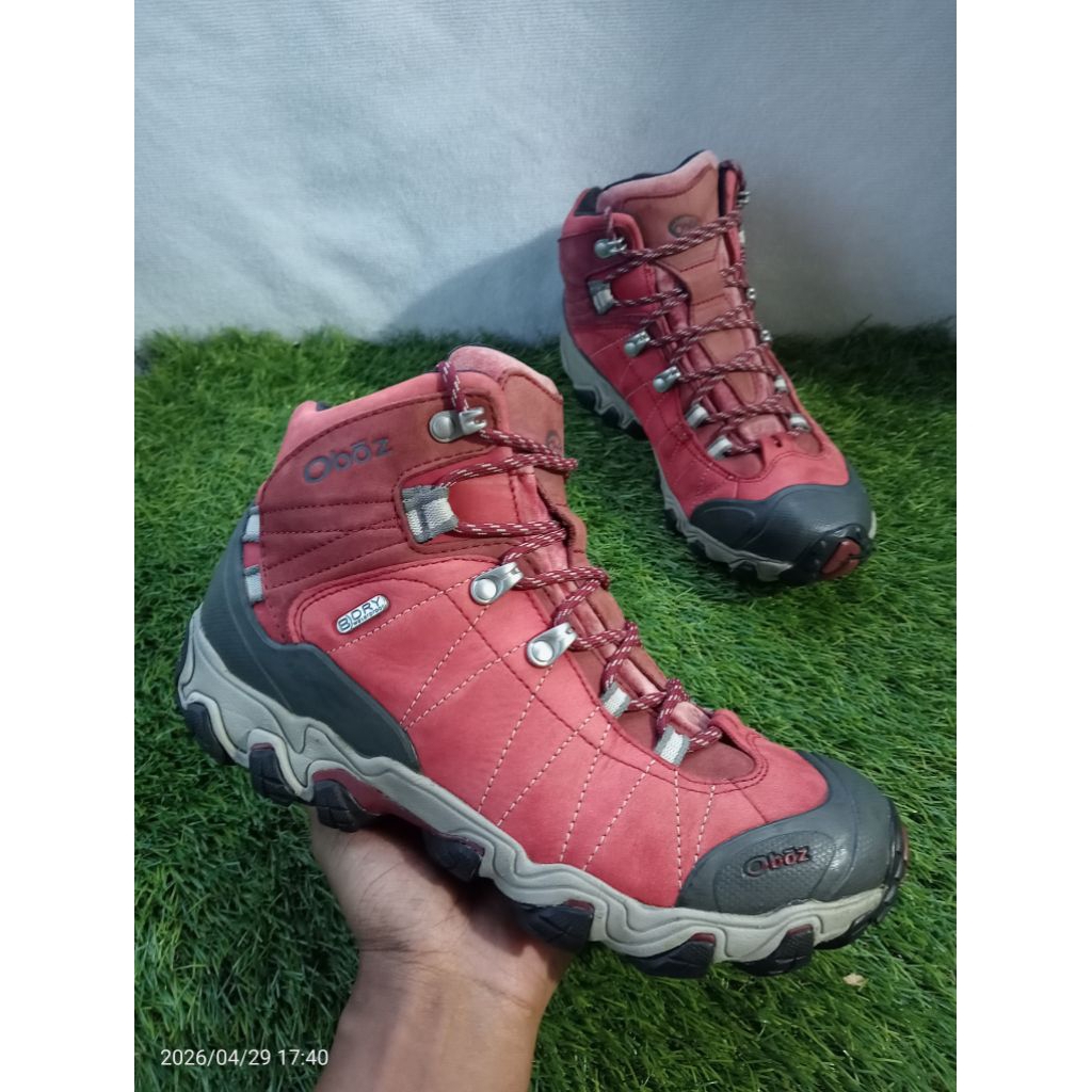 sepatu outdoor hiking OBOZ 40/25, 5