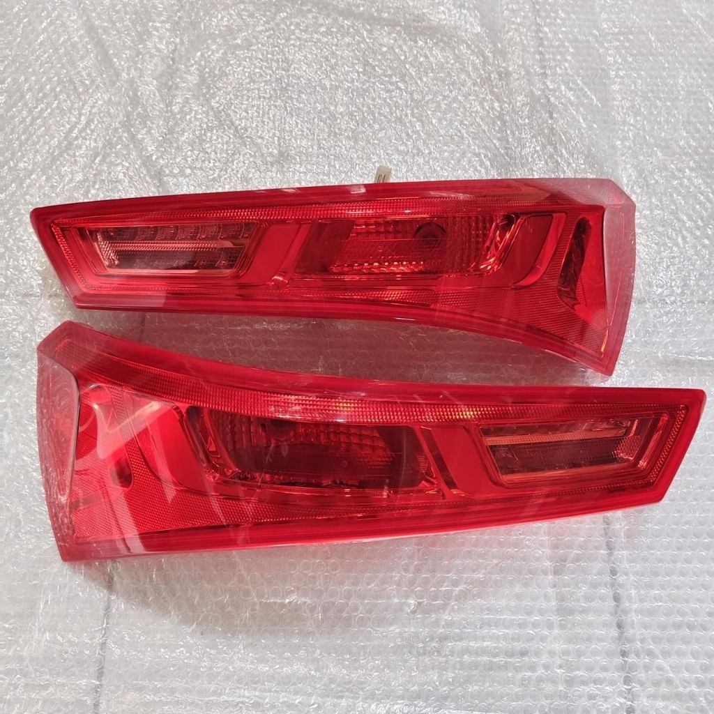 stoplamp belakang Wuling almaz original
