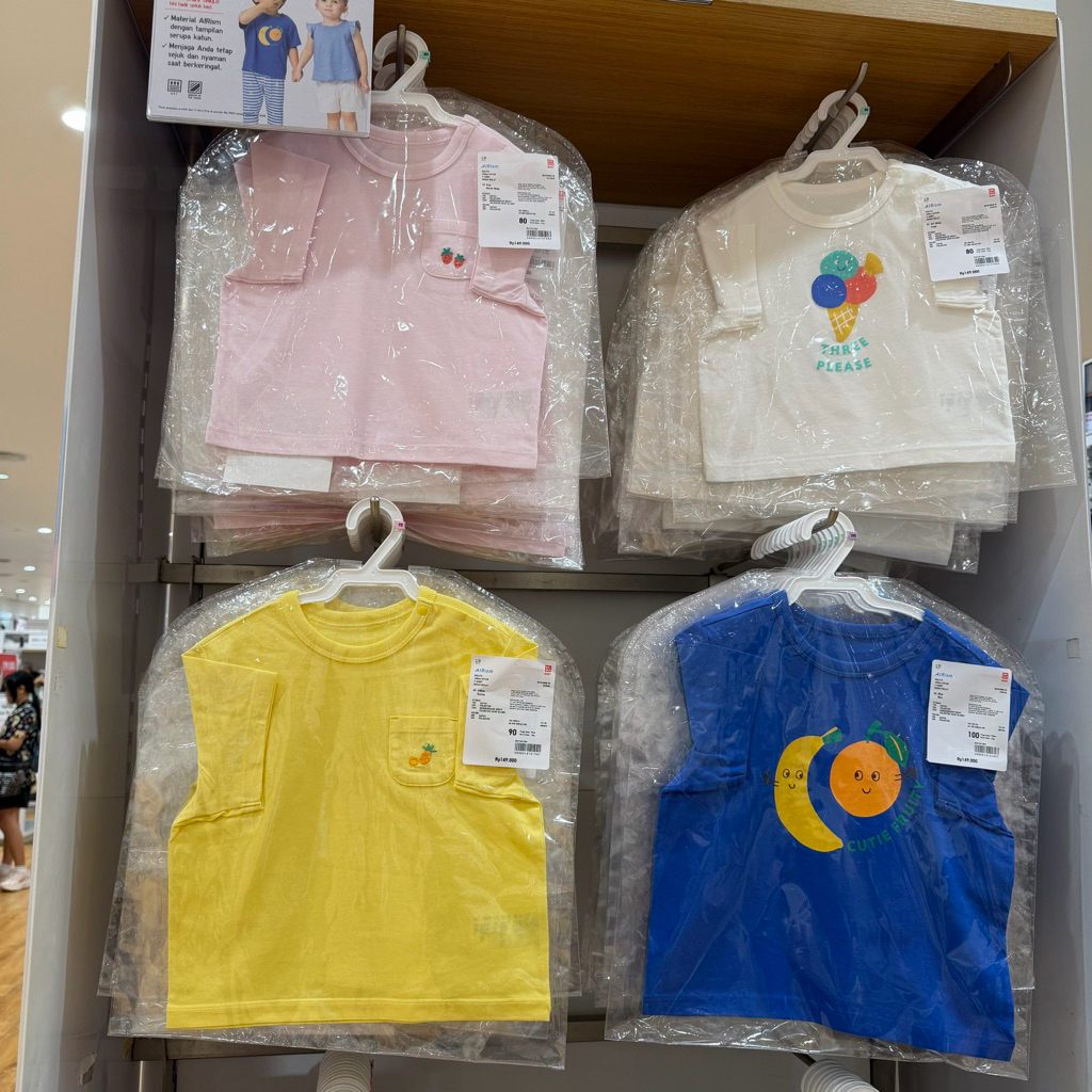 kaos t-shirt Airism bulat lengan pendek print baby uniqlo