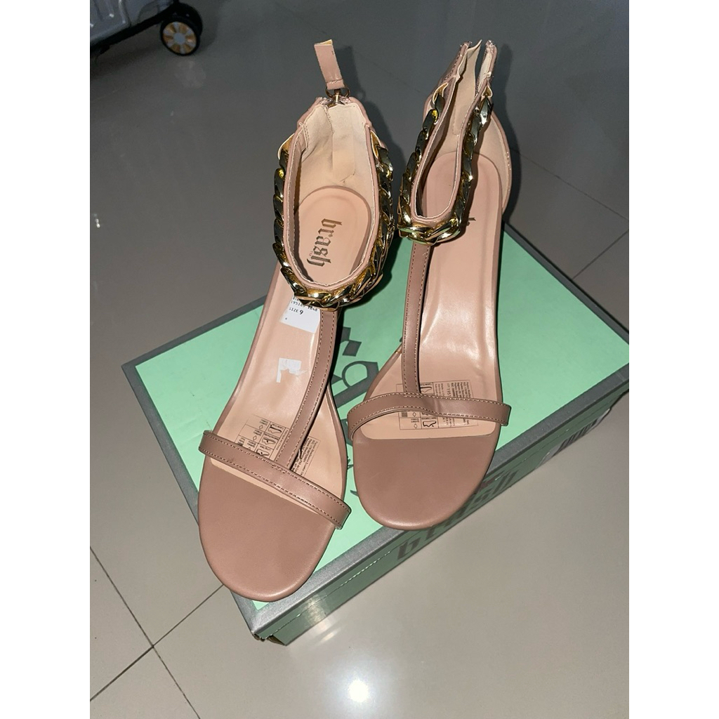 HEELS PAYLESS PRELOVED